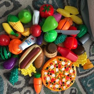 Pretend play food